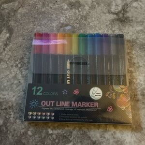 Outline Marker Set - 12 Colors